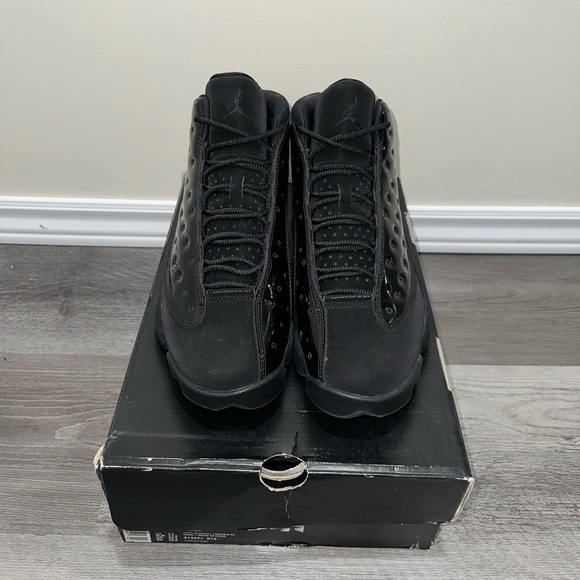 Jordan Other - Jordan 13 Cap and Gown